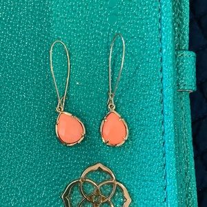Kendra Scott coral drop earrings